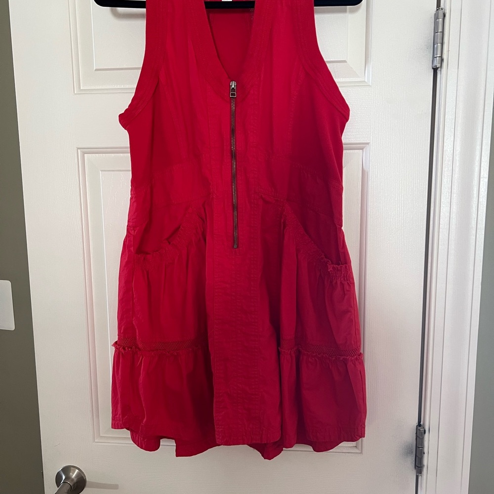Casual sleeveless dress, worn one time